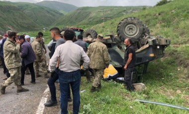 Ardahan'da askeri araç devrildi: 4 yaralı