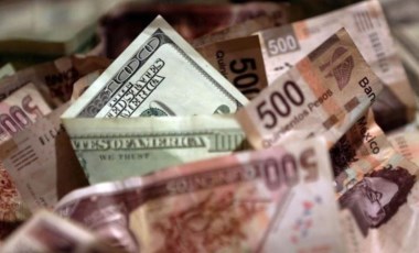 Arjantin'de 4 dolar değerindeki en yüksek değerli banknot tanıtıldı