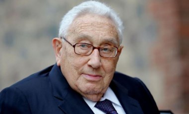 Kissinger'dan Japonya çıkışı: Yakında kitle imha silahlarına sahip olacak