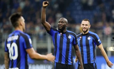 Serie A'daki Türk derbisinde gülen Inter!