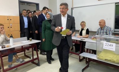 Ahmet Davutoğlu’nun sandığından Kılıçdaroğlu çıktı