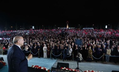 Erdoğan balkon konuşmasında Demirtaş'ı hedef aldı, kalabalık 'Selo'ya idam' sloganları attı