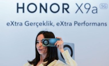 Honor yeni akıllı telefonunu Türkiye'de tanıttı