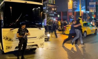 Bağdat Caddesi’nde Galatasaray taraftarlarının araçlarına saldırı