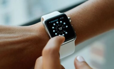 Apple Watch neden iWatch olarak adlandırılmadı?