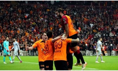 Galatasaray evindeki yenilmezliğini 15’e çıkardı