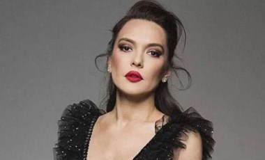 Demet Akalın'dan restorandaki 'servis' ücretine tepki: 'Kazıklanacağız da bu kadar değil!'