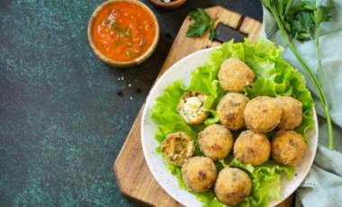 Arancini nedir? Ev yapımı İtalyan Arancini Pirinç Topları...