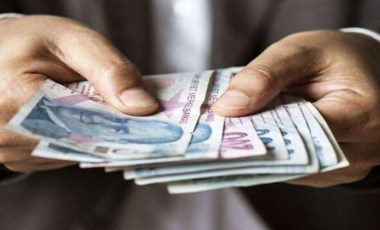 Dolar zirve tazeledi: Asgari ücret cebe girmeden eridi