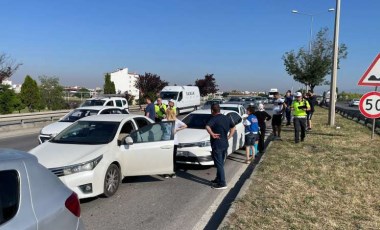 Eskişehir’de 9 araçlı zincirleme kaza; 5 yaralı