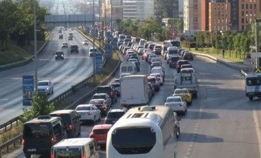 İstanbul'da bayram tatili trafiği sürüyor