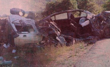 Tokat’ta katliam gibi kaza! Otomobil kamyonla çarpıştı; anne ve 2 çocuğu öldü, 2 kişi ağır yaralandı