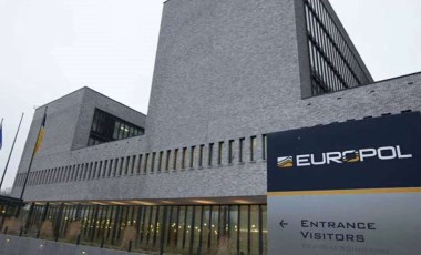 Europol, organize suç örgütlerine yönelik operasyonda 6 bin 558 kişiyi gözaltına aldı