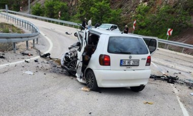 Ankara'da otomobiller kafa kafa çarpıştı: 3 ölü 4 yaralı