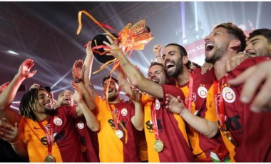 Galatasaray şampiyonluk kupasını kaldırdı (05 Haziran 2023)