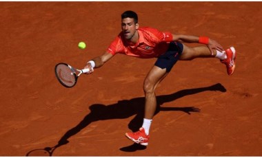 Fransa Açık'ta Alcaraz ve Djokovic çeyrek finale kaldı