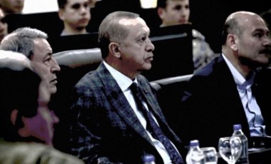 Erdoğan'ın yeni kabinesi için dikkat çeken yorum: 'Güç merkezi oluşturmuş kişileri dağıttı'