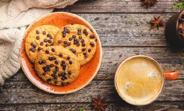 Kahvenin lezzetli eşlikçisi starbucks kurabiyesi tarifi…