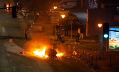 Fransa’daki protestolarda 1 kişi yaşamını yitirdi