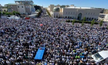 Menzil cemaati liderinin cenazesi sonrası, akademisyenler Türkiye'deki tarikatları değerlendirdi: Laikliğe savaş açıldı