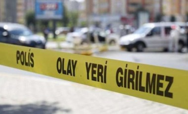 Mersin'de market önünde silahlı saldırı: 1 kişi öldü, 2 kişi yaralandı!