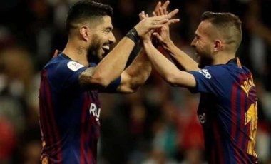 Jordi Alba imzaladı, sırada Luis Suarez var