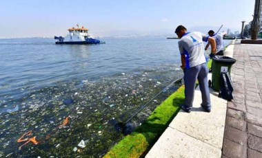 Tunç Soyer, İzmir Körfezi’nin kirliliğine isyan etti