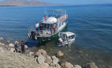 Minibüs Van Gölü’ne uçtu: 11 kişi yaralandı!