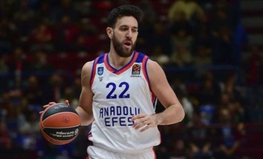 Anadolu Efes'te, Vasilije Micic ile yollar ayrıldı