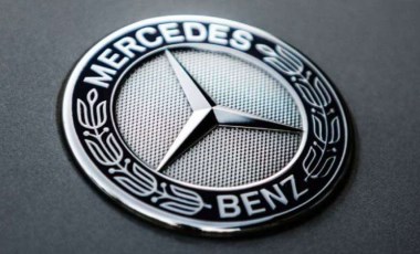 Mercedes’in iki modeline 700 bin lira zam!