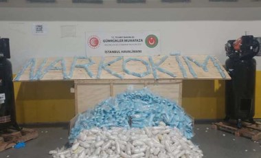 İstanbul Havalimanı’nda 427 kilo metamfetamin yakalandı!