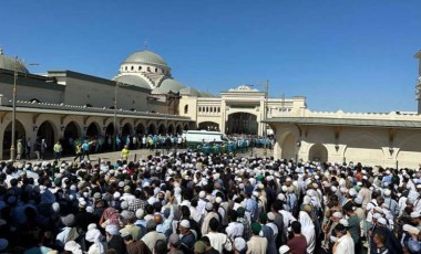 Menzil şeyhinin ölümünün ardından cemaat ikiye bölündü: Artık yeni bir 'tarikatımız' var!