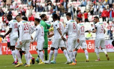 Sivasspor’un yeni formasını taraftarlar seçti