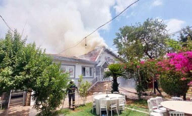 TSYD Adana Şubesi'nde korkutan yangın: Kontrol altına alındı!