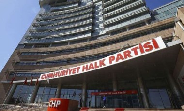 CHP'de dikkat çeken genelge: 'En az bir yönetici bilişim okuryazarı olsun'