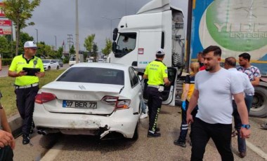 Bursa'da 3 araçlı zincirleme kaza: 2 yaralı