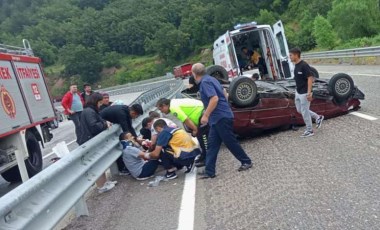 Zonguldak'ta otomobiller çarpıştı: 1'i bebek 8 yaralı