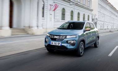 Dacia Spring'in fiyatı açıklandı: Gümrük vergisi etkisini gösteri