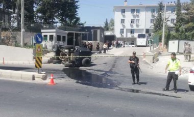 Şanlıurfa'da zırhlı polis aracı devrildi: 1 polis şehit oldu