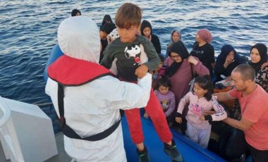 Yunanistan’ın ittiği kaçak göçmenler Çanakkale açıklarında kurtarıldı