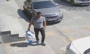 Esenyurt'ta kendini polis olarak tanıttı 5 kilogram altını alıp kaçtı