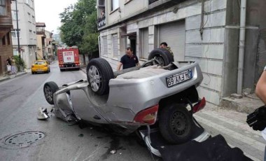 İstanbul'da feci kaza... Kontrolden çıkan araç direğe çarptı: 5 yaralı