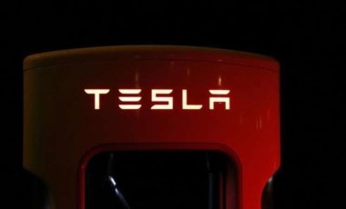 Tesla'da yaşanan veri sızıntısının nedeni ortaya çıktı: Eski çalışanlar sızdırdı!