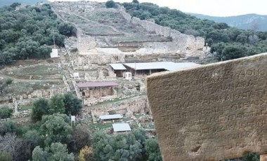 Metropolis'in tarihine ışık tutan 2 bin yıllık yazıt bulundu