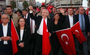 Kılıçdaroğlu, Aydın'da 30 Ağustos kortejinde