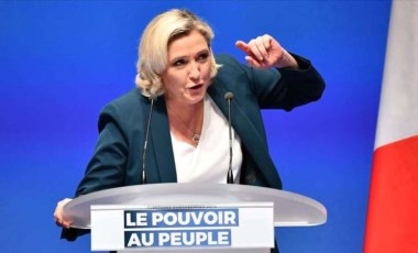 Le Pen'den Macron'a 'Gabon' eleştirisi: Afrika politikanızdaki tutarlılık nedir?