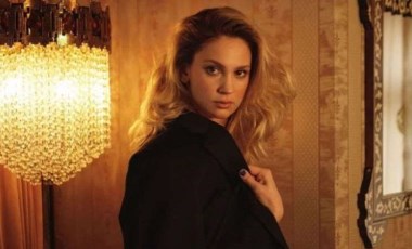 Farah Zeynep Abdullah'a Venedik Film Festivali'nden En İyi Kadın Oyuncu ödülü!