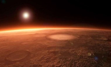 Mars'ın yüzeyinde oluşan sivri çıkıntılar, çeşitli iddiaları gündeme getirdi