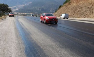 Sıcaklık 40 dereceyi aştı... Denizli'de asfalt eridi!