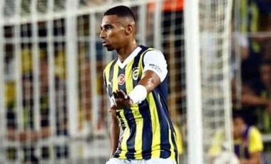 Fenerbahçe'nin UEFA kadrosunda değişiklik!